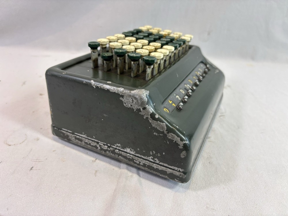 Vintage Mechanical Calculator (1940-1960)