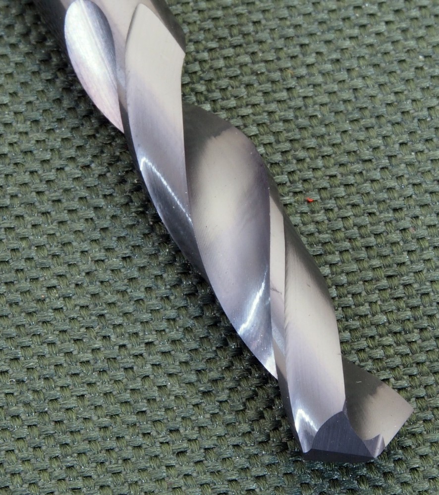 Solid Carbide twist drill, M7.5 for hard metal.