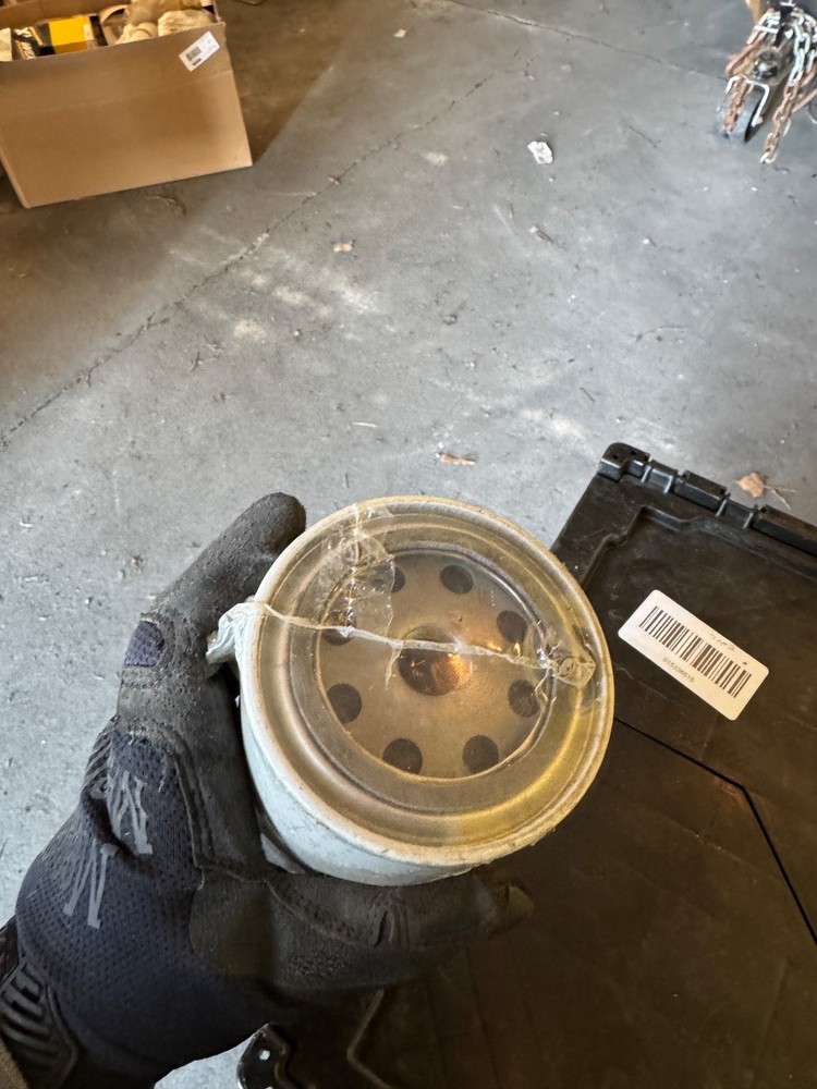 Mitsubishi fp100074 - NEW OPEN BOX