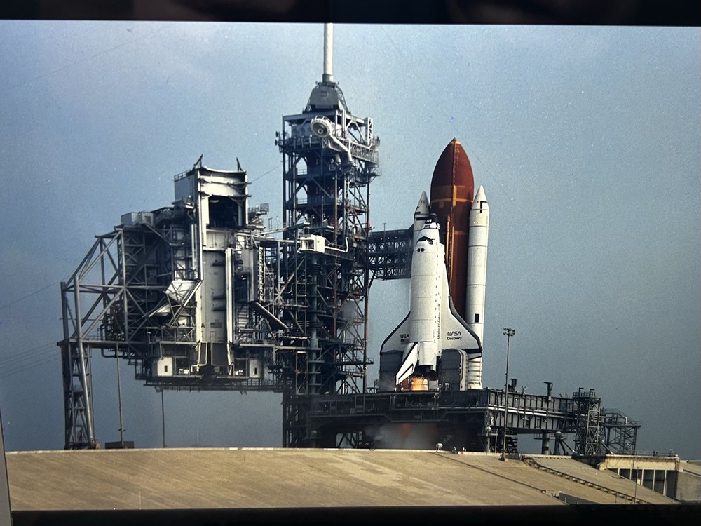 1984 NASA KSC Shuttle Discovery 41-D Mission Launchpad Presentation Transparency
