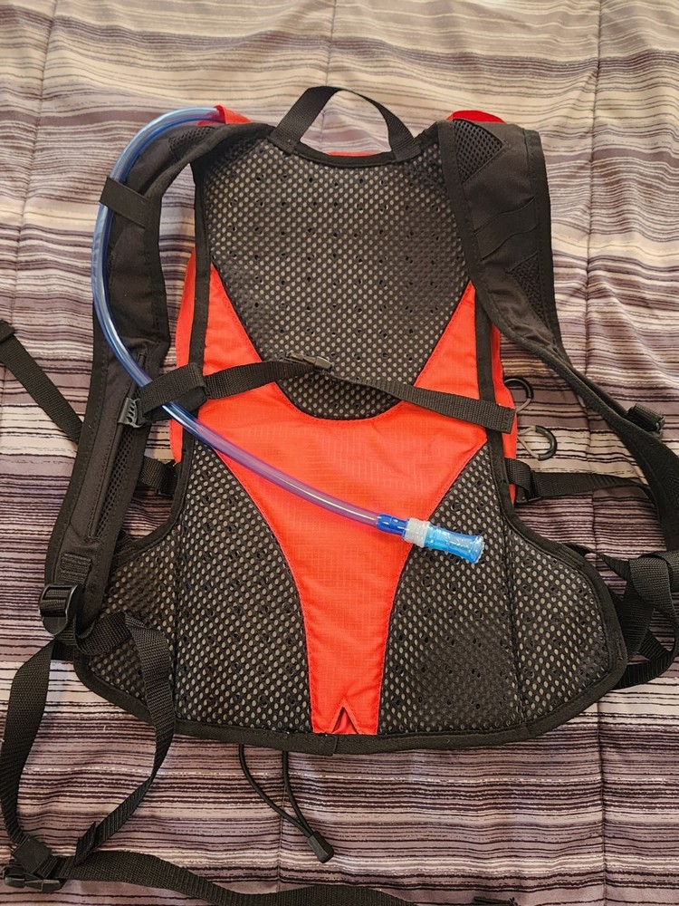 COLEMAN MAX HYDRATION RED BACKPACK Elate 14L, NEW BLADDER