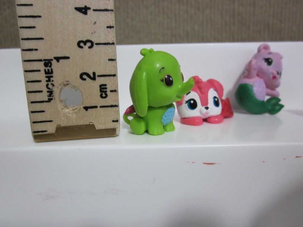 Hatchimals Mini Figures Collectibles Lot 19102