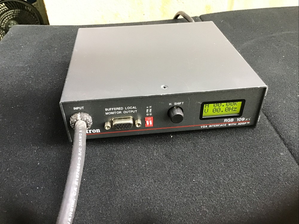 Extron VGA Interface With ADSP RGB 109 xi