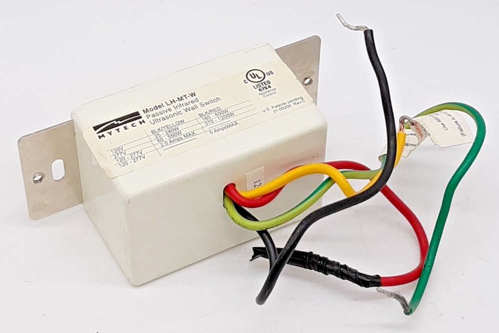 Hubbell IWS-ZP-3P-W Motion Sensor - PIR Wall Switch