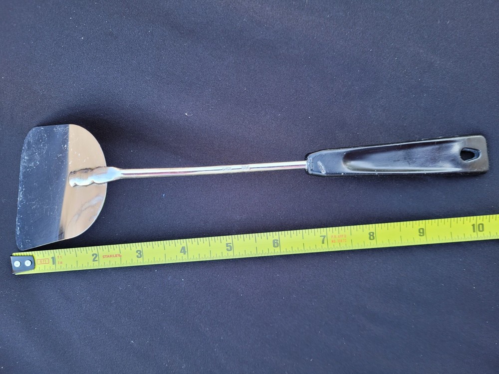 Vintage Ames Flipper utensil