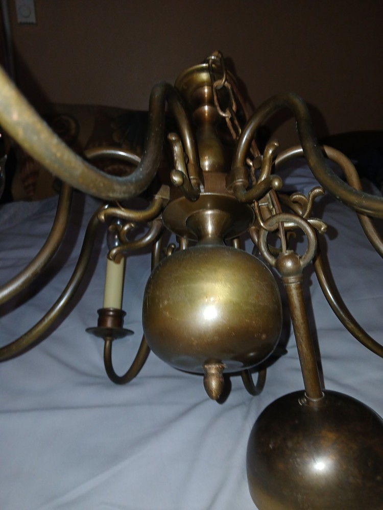 Antique Brass 8 Kight Candlestick Chandelier