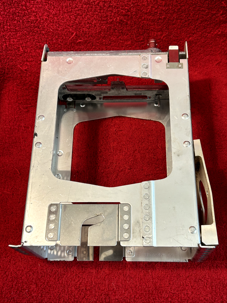 MOUNTING TRAY FOR GARMIN GIA 63W INTEGRATED AVIONICS UNIT