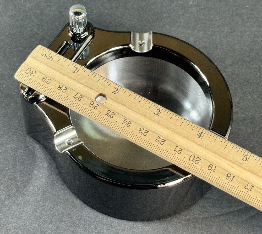 HONEST Ash Tray & Lighter