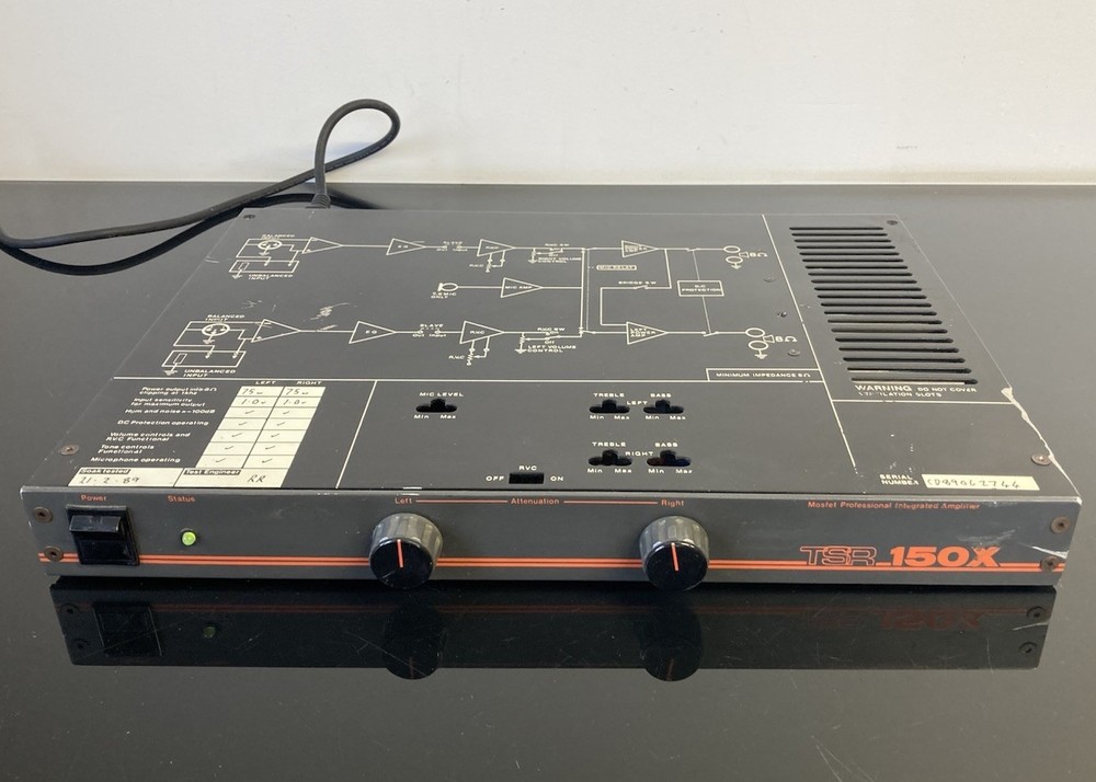 MOSFET  Professional Integrated Amplifier TSR-150X Powers On