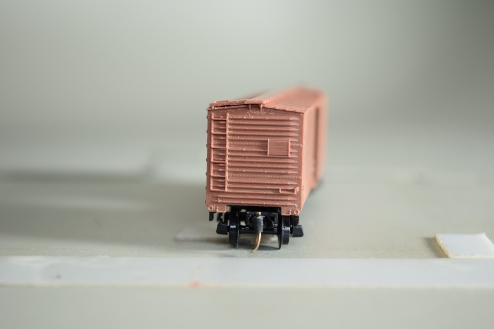 4894 Micro Trains 40' BOX car UN DEC UN PAINTED