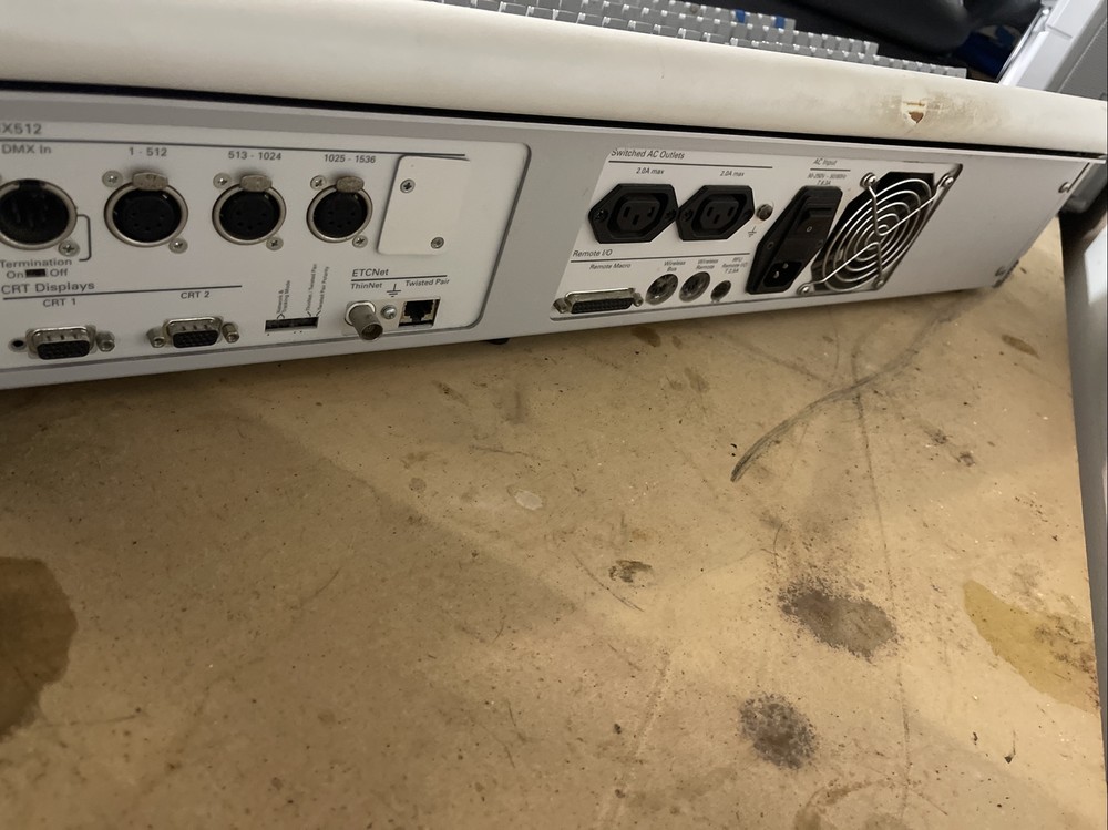 ETC ELECTRONIC THEATRE LIGHT CONTROL INSIGHT 3 CONSOLE STAGE LIGHTING CONTROLLER