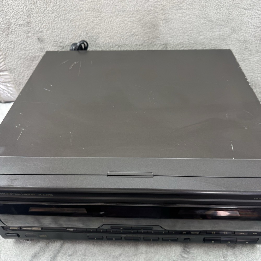 Technics SL-MC300 CD 110+1 Changer Tested Working
