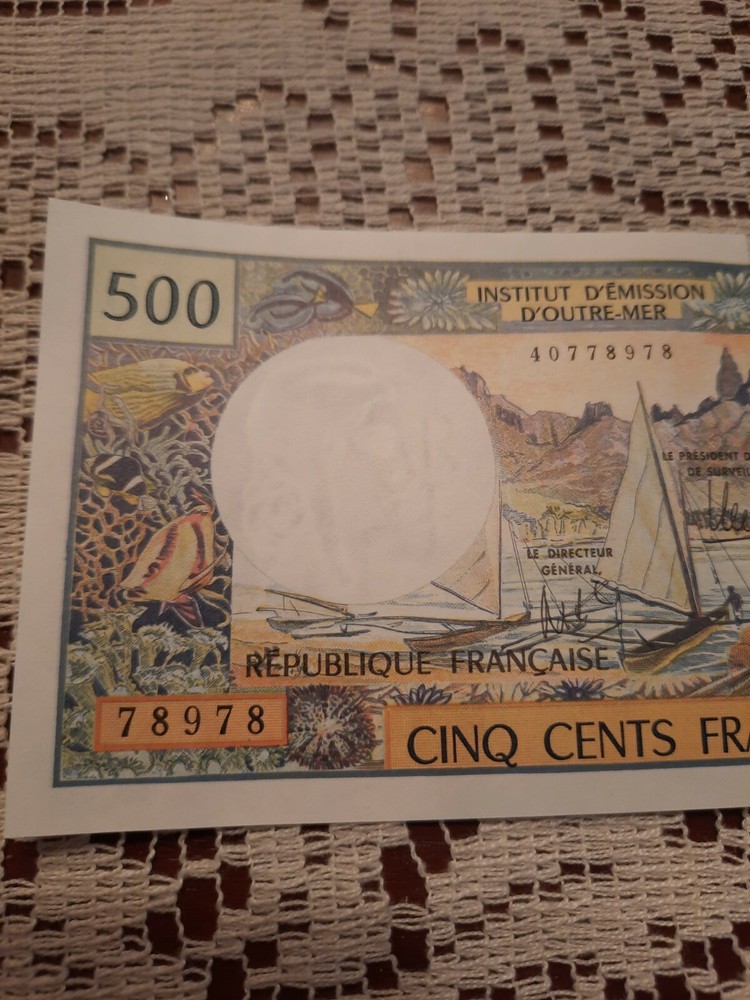 FRENCH POLYNESIA ----- 500 FRANCS BANKNOTE ---- UNC ----