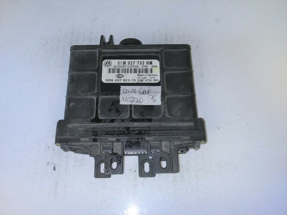 01M 927 733 HM VW Golf 2000-2001 tcm transmission computer