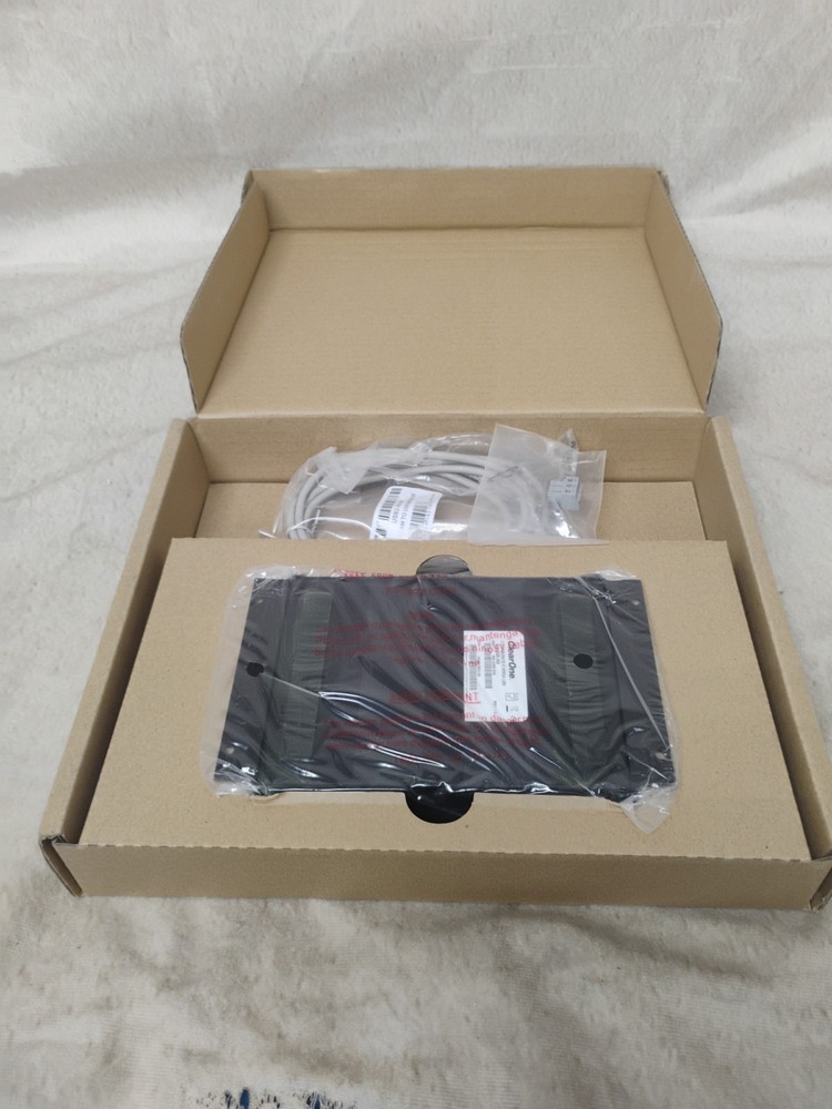 ClearOne 910-3200-305 Collaborate Versa USB