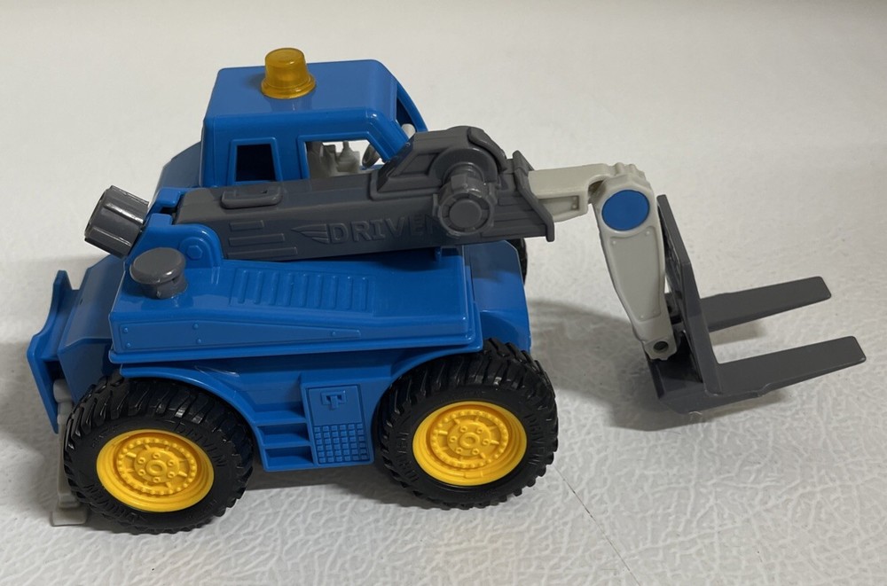 Battat DRIVEN Forklift with Light & Sound Works