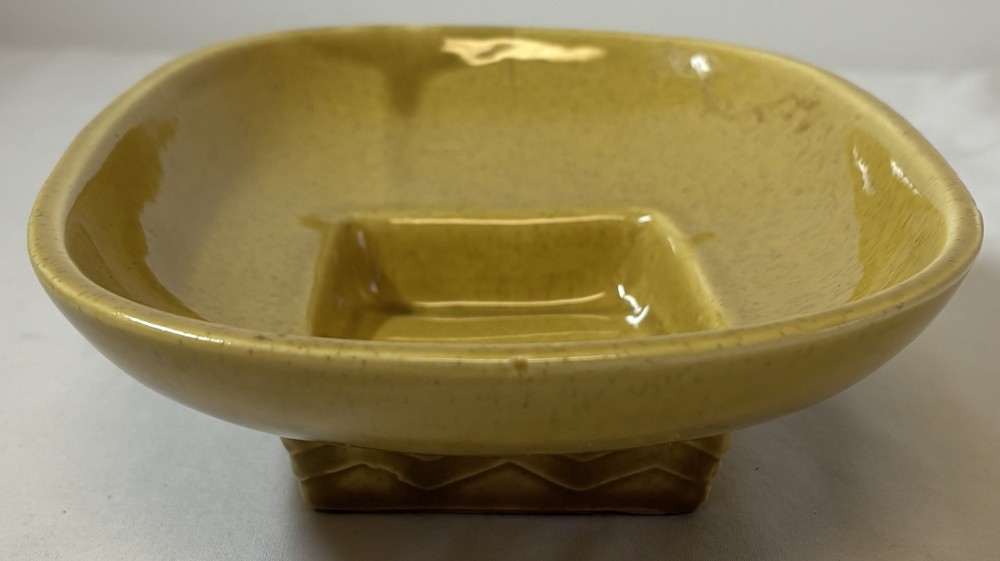 10 inch wide McCOY YELLOW PLANTER DISH