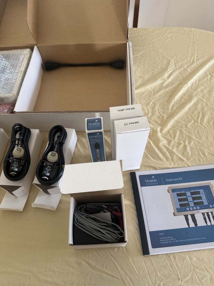 Bluelab pro controller with solenoid dosing system