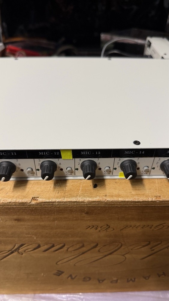 Intelix Audio Mixer Rack Unit Tested Working No Power Cable