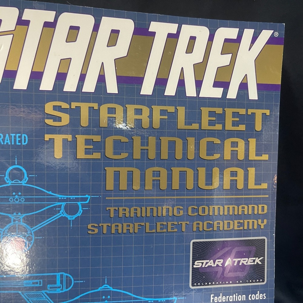 Star Trek Starfleet Technical Manual Illustrated