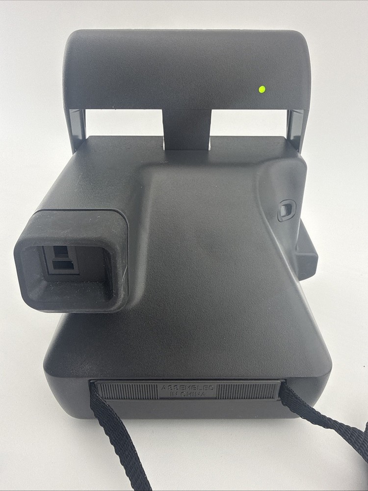 Polaroid OneStep 600 Instant Camera Black