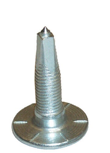 Woodys 1.075" Silver Mega-Bite Trail Studs - 144 PACK - MEG-1075-C