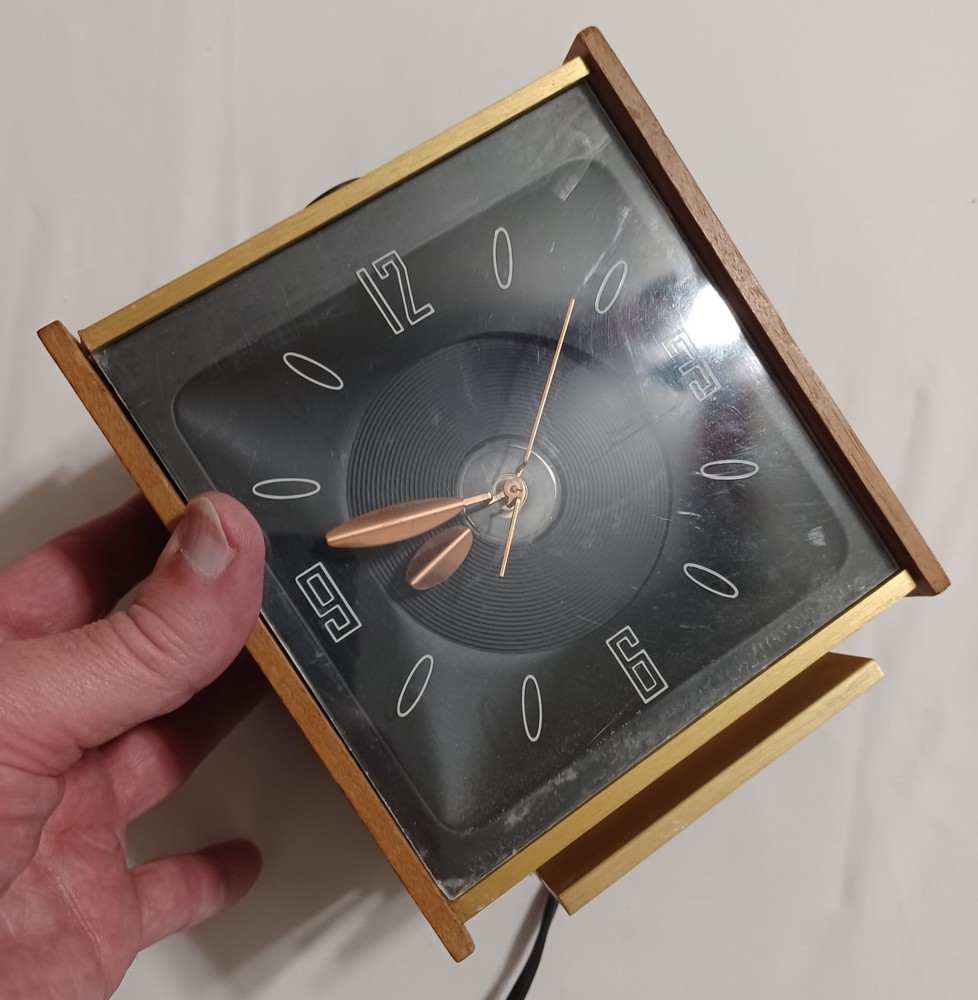 COOL Vintage MCM Electric Desk Clock w/Projected Ceiling Display, Running *READ*