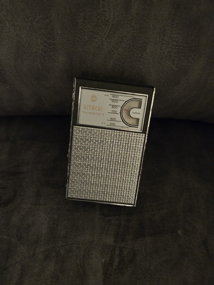 Hitachi Transistor 6 Vintage Works Rare Beautiful