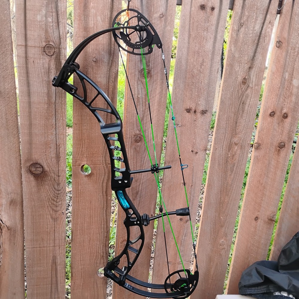 Xpedition Mountaineer X Compound Bow Left Handed