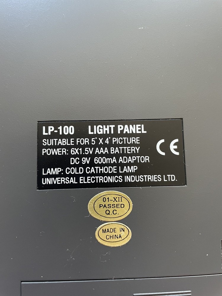 Medalight LP-100 Ultra-Thin LED Light Panel Negative and Slide Viewer