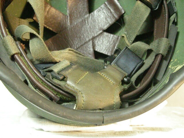 Canadian Armed Forces Helmet CG634 w/Cover - Medium