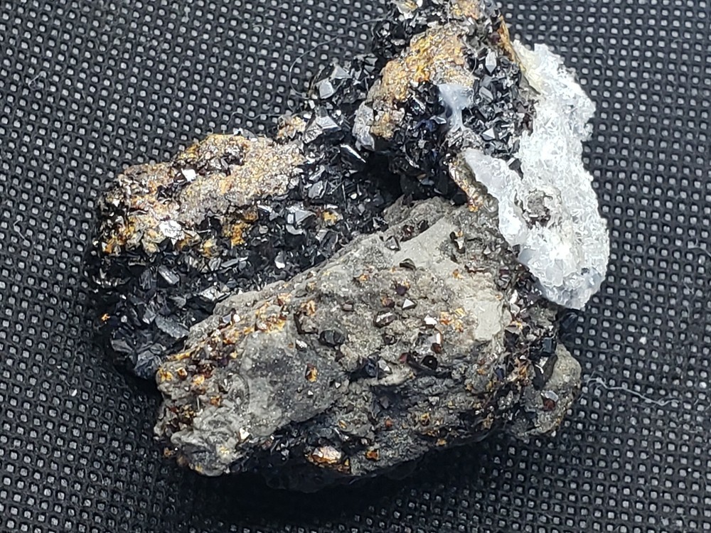 Amazing Sphalerite specimen