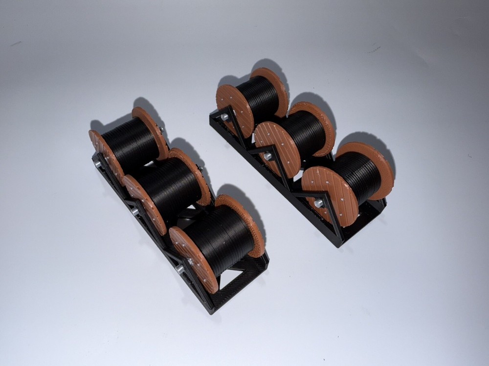 1:87 HO Scale Black Wire Spool Load/Decor 2pk