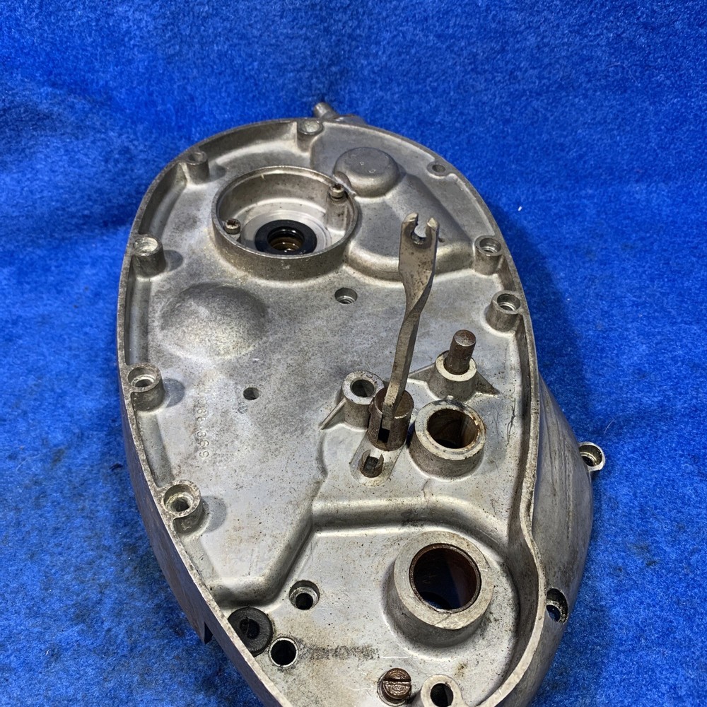 bsa a65 thunderbolt 1968 Inner Timing Case 68-869