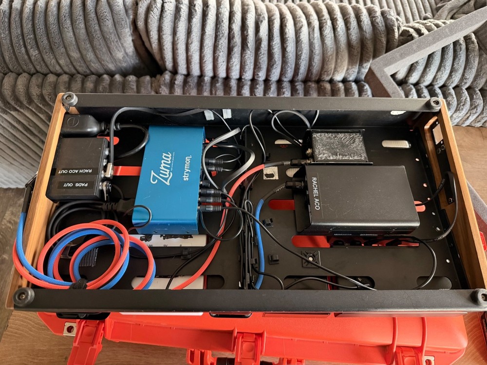 Tour Ready Pedalboard Rig
