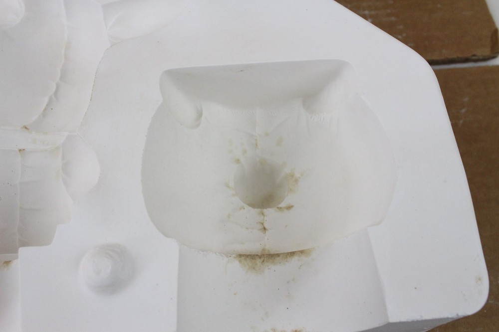 Ceramic Slip Mold 2 Piece Provincial P615 Bunny Rabbit Box Easter Cast Casting