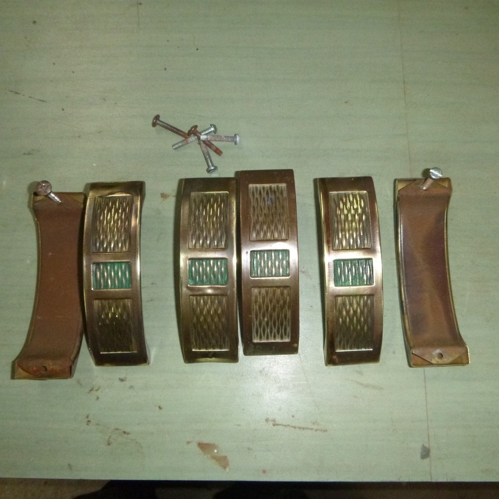 Brass - Arts & Crafts drawer pulls