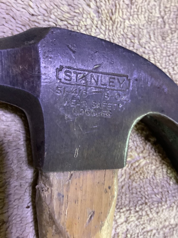Stanley 16 oz. curved claw hammer 51-416