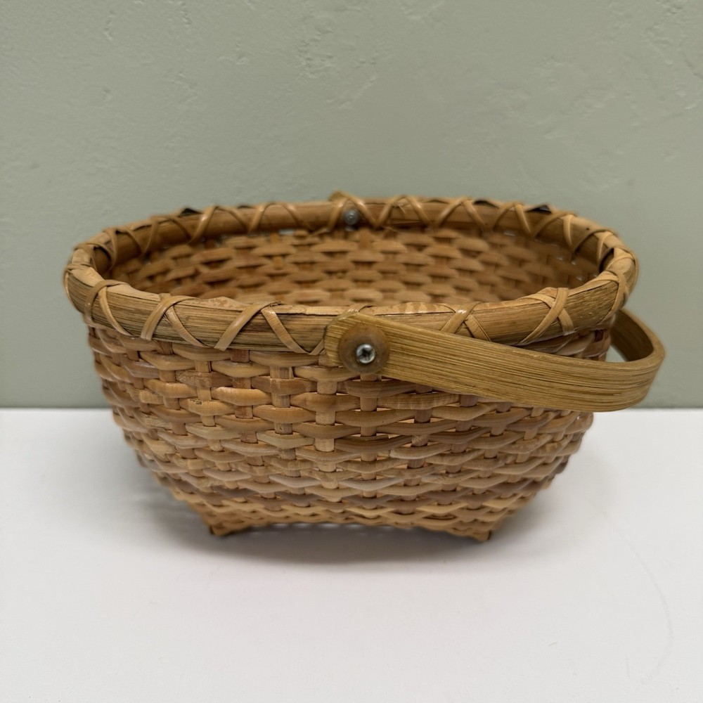 Oblong Wicker Basket With Handle Great Condition