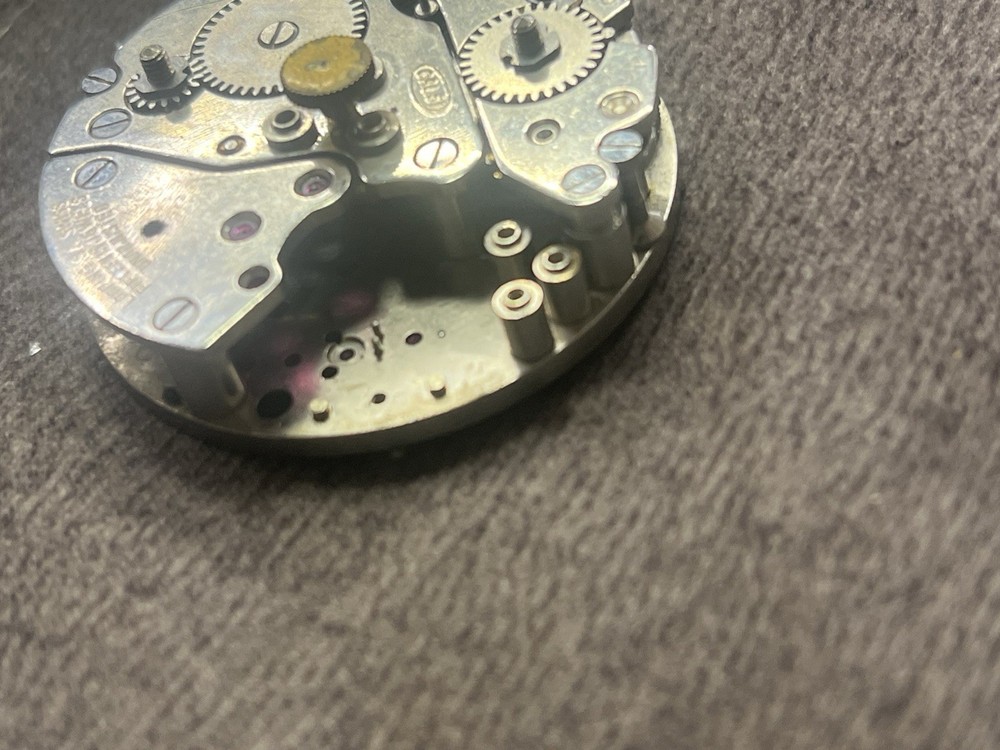 looping Cal.51 Incomplete Movement - Not working ( With Dial And Case )