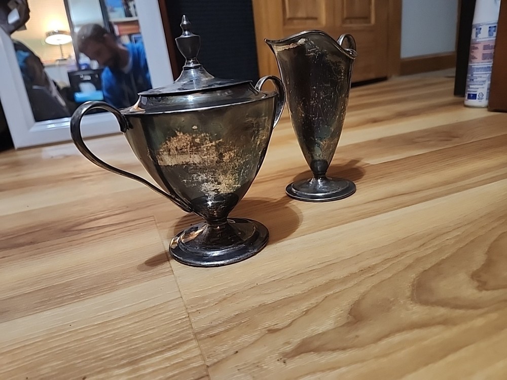 Plated Silver Sugar Bowl And Creamer Server Set