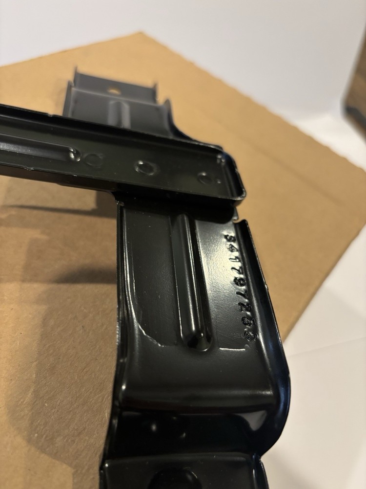 Genuine GM Battery Hold Down Retainer 84179725