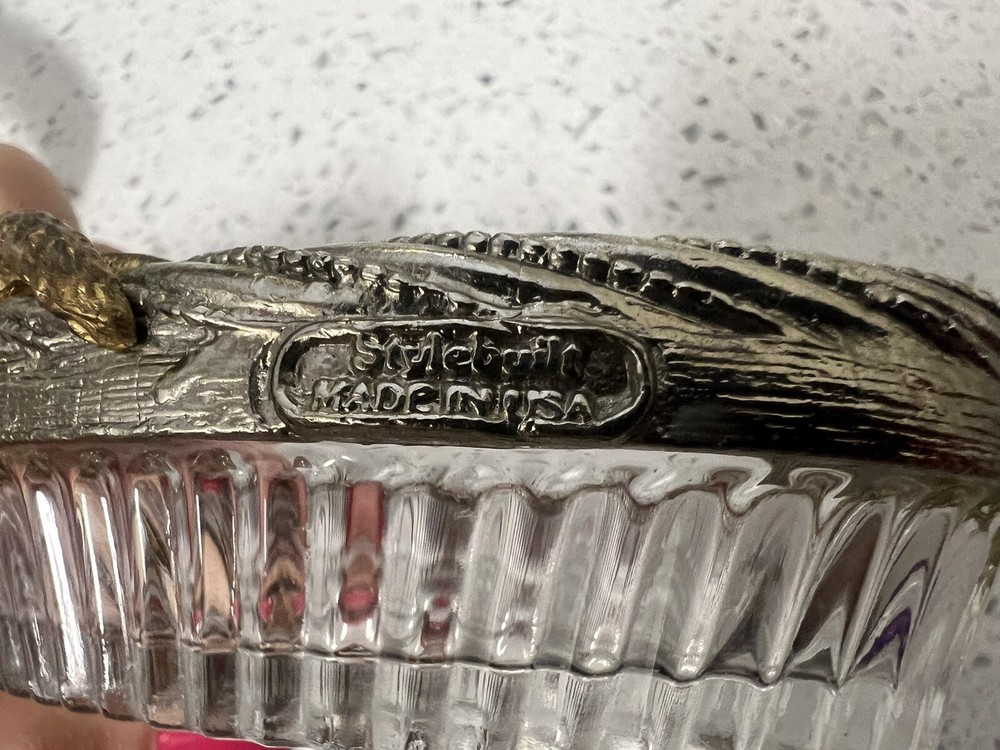 2 Regency Hollywood Stylebuilt Soap Dishes