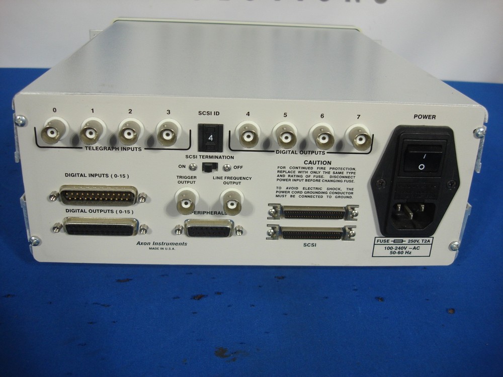 Axon Instruments Digidata 1322A 16-Bit Data Acquisition System