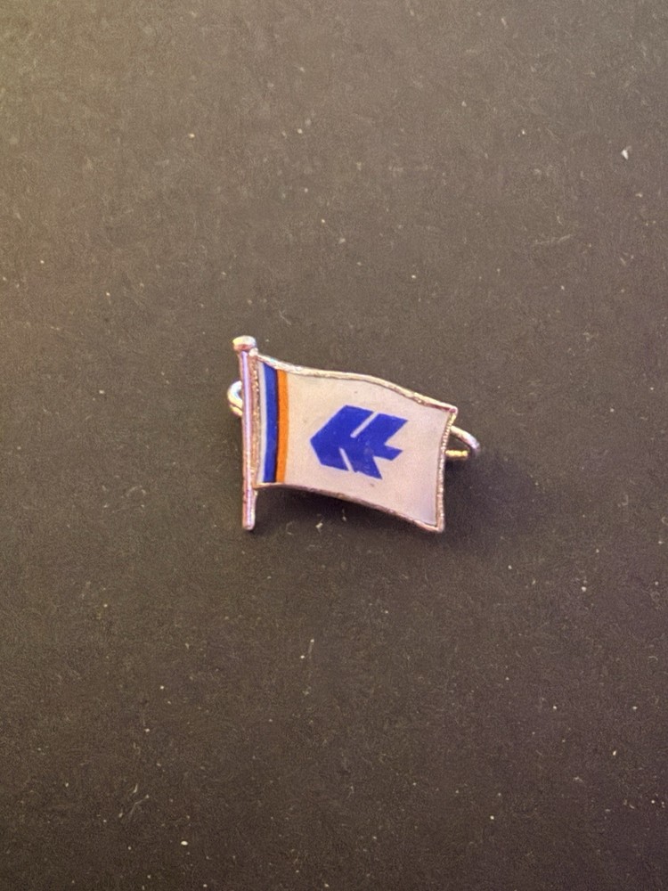 Hapag-Lloyd Flag Pin