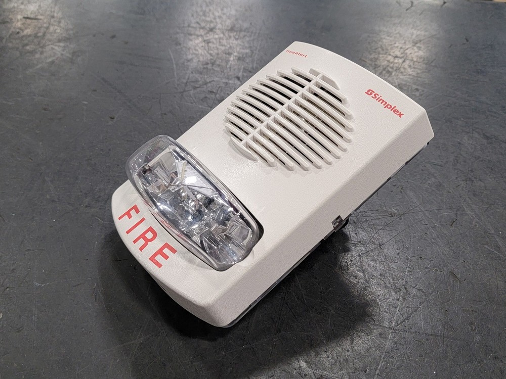SURPLUS NEW Simplex Time Recorder Co. 4906-9253 TrueAlert Speaker Strobe