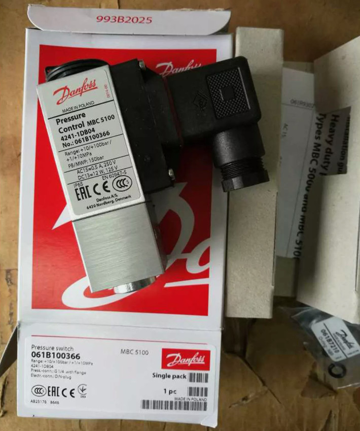 1pcs Danfoss MBC5100 061B100366 sensor