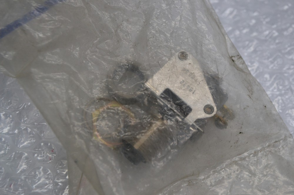 MICROSWITCH 1B432 SWITCH NSMP