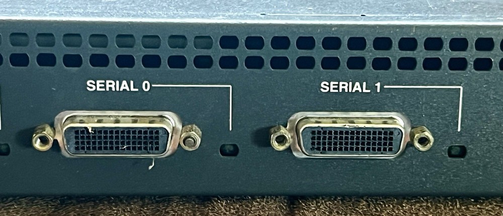 Cisco Systems 2500 SERIES 2501 Legacy Router l👀k