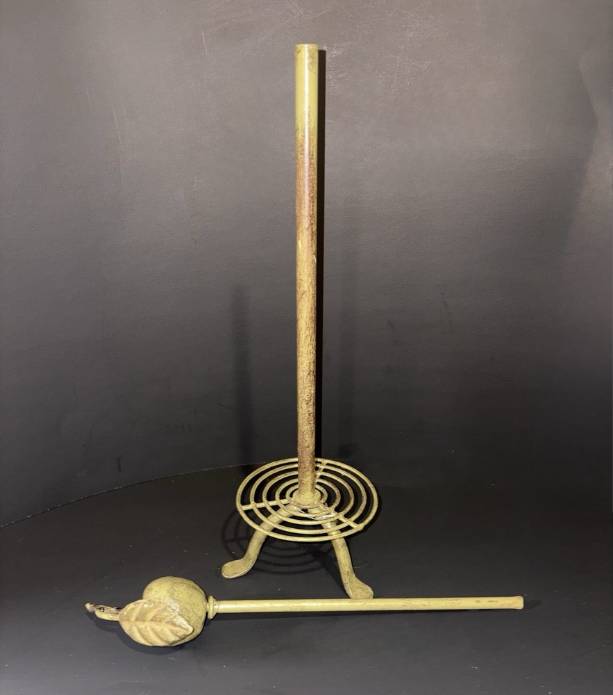 Paper Towel Holder- Rustic